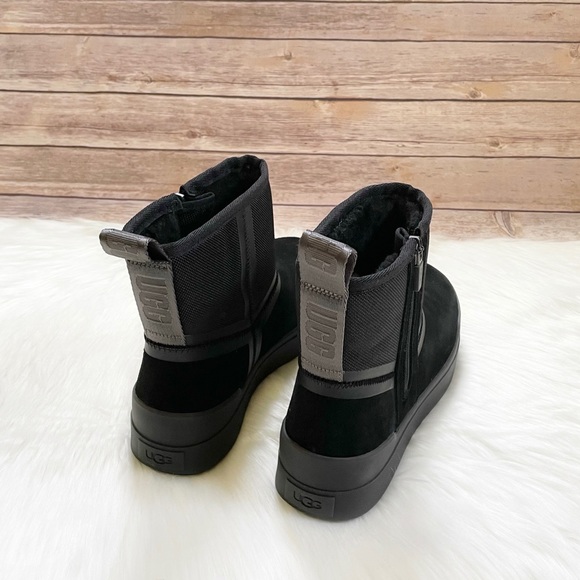 UGG Women’s Classic Tech Mini Black Waterproof Boots - Picture 4 of 8